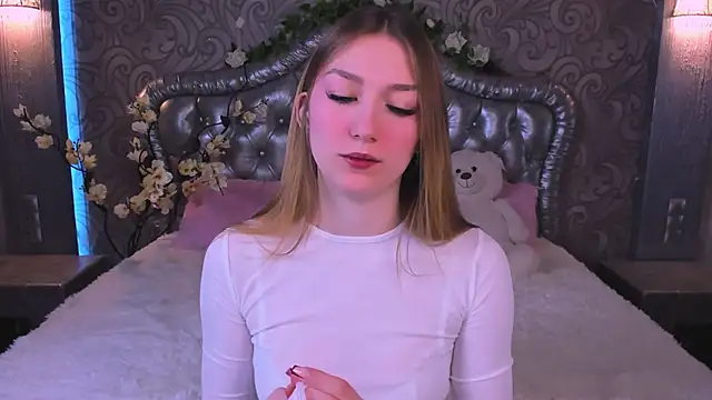 AngelAnabelle online show from 12, 2, 2026