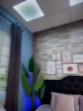 ArieliciousXXX online show from 9, 4, 2026