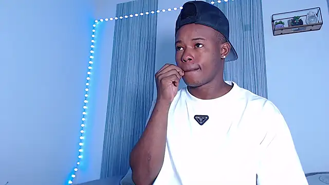 Dark stallionX online show from 28, 11, 2025