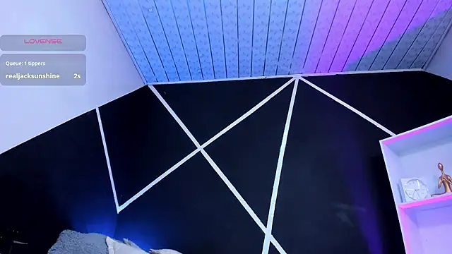 Doori  online show from 5, 11, 2025