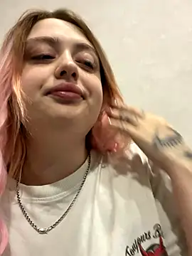 KellyMoors online show from 27, 10, 2025