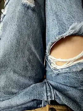 Lili 2love online show from 5, 11, 2025