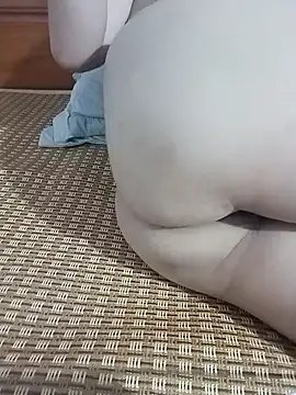 tulip-bae online show from 18, 11, 2025