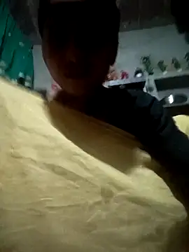 Snapshot of Cuty_kanchna chatting on 18, 10, 2025 Cuty kanchna online show from 18, 10, 2025