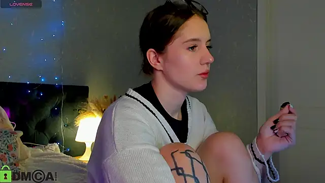 Snapshot of Stacey_Lace chatting on 19, 10, 2025 Stacey Lace online show from 19, 10, 2025