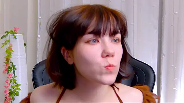 Kelly foox online show from 11, 10, 2025