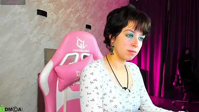 Sara Frayer online show from 3, 11, 2025