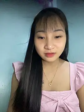 banlinh004 online show from 4, 10, 2025