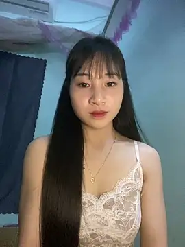 Snapshot of banlinh004 chatting on 10, 5, 2026 banlinh004 online show from 10, 5, 2026