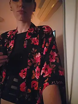 lonely Cosplay chick online show from 25, 10, 2025