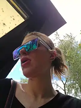 lonely Cosplay chick online show from 21, 12, 2025