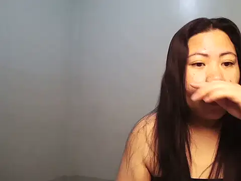 Snapshot of TeaseNPlease_13 chatting on 10, 3, 2026 TeaseNPlease 13 online show from 10, 3, 2026