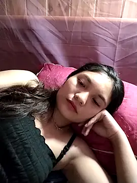 Snapshot of Mit-thi123 chatting on 28, 10, 2025 Mit-thi123 online show from 28, 10, 2025