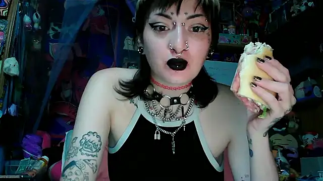 Snapshot of XxSpoodxBabyxX chatting on 3, 10, 2025 XxSpoodxBabyxX online show from 3, 10, 2025