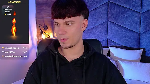 Snapshot of LiamThunder05_ chatting on 29, 10, 2025 LiamThunder05  online show from 29, 10, 2025