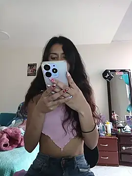 caramel doll   online show from 10, 11, 2025