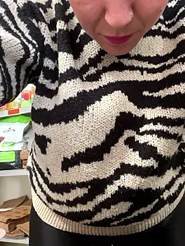 Daiana Andra online show from 18, 10, 2025