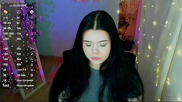 Snapshot of Mona_Esty chatting on 5, 7, 2026 Mona Esty online show from 5, 7, 2026