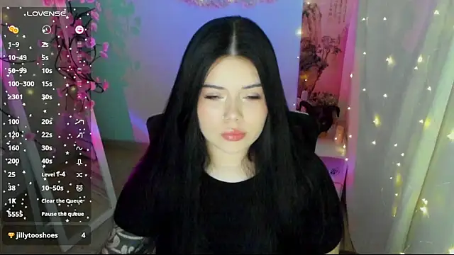 Snapshot of Mona_Esty chatting on 6, 7, 2026 Mona Esty online show from 6, 7, 2026