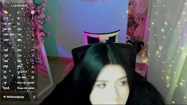 Snapshot of Mona_Esty chatting on 9, 7, 2026 Mona Esty online show from 9, 7, 2026