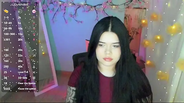 Snapshot of Mona_Esty chatting on 17, 7, 2026 Mona Esty online show from 17, 7, 2026