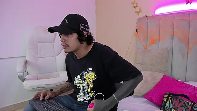 Kaoz 23  online show from 8, 10, 2025