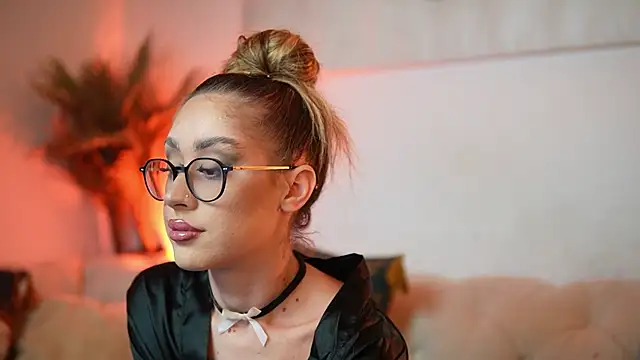 AileenKiss online show from 19, 12, 2025