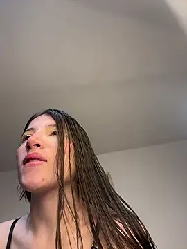 Snapshot of KatherinPol chatting on 10, 4, 2026 KatherinPol online show from 10, 4, 2026