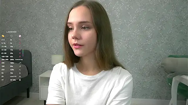 SweetSaraPie online show from 5, 10, 2025