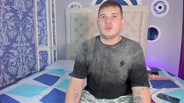 Snapshot of Ian_Nohir_Xxx chatting on 5, 10, 2025 Ian Nohir Xxx online show from 5, 10, 2025