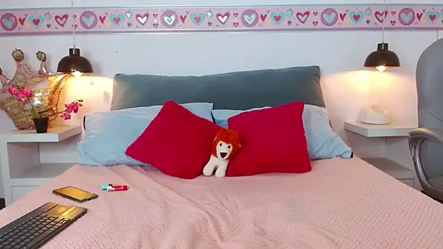 Suzy1  online show from 6, 1, 2026