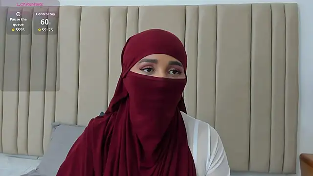  alishaa c online show from 8, 10, 2025