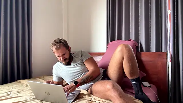 mrmaxiy online show from 8, 1, 2026