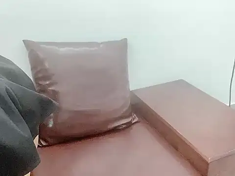 Snapshot of Azura_a chatting on 9, 11, 2025 Azura a online show from 9, 11, 2025