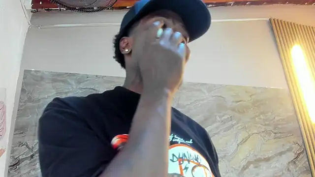 COMPTON 01 online show from 20, 10, 2025