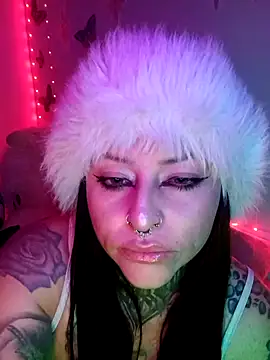 Snapshot of Skarletk chatting on 16, 10, 2025 Skarletk online show from 16, 10, 2025