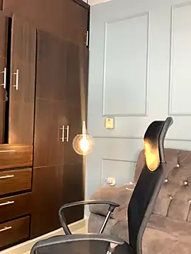 Rose monroee online show from 20, 10, 2025