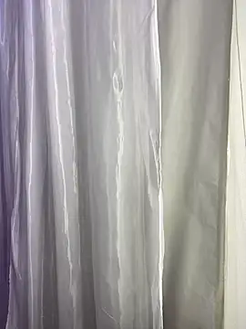 Rose monroee online show from 5, 4, 2026