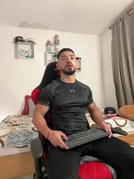 Ezzio Scolaro online show from 14, 4, 2026