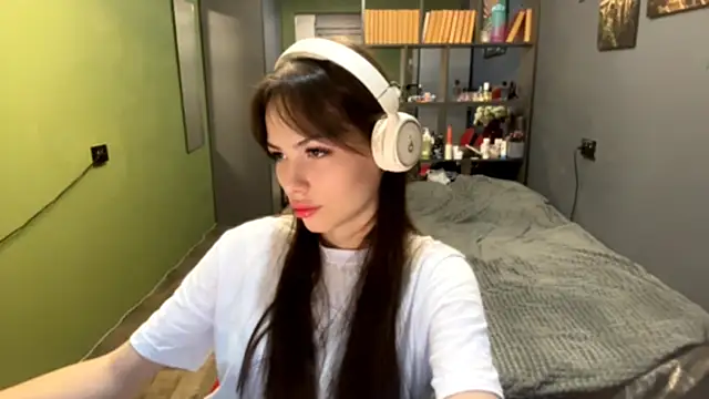 MysticAlisa online show from 16, 10, 2025