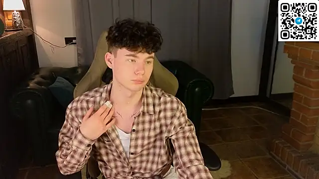 Cute Mike online show from 5, 3, 2026