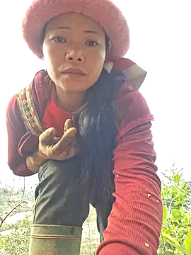 miomio-12 online show from 18, 10, 2025