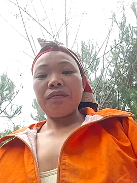 miomio-12 online show from 9, 11, 2025