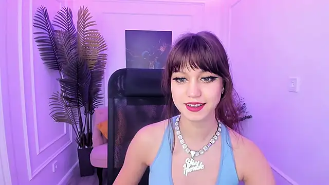 TiffanyYounge online show from 4, 11, 2025