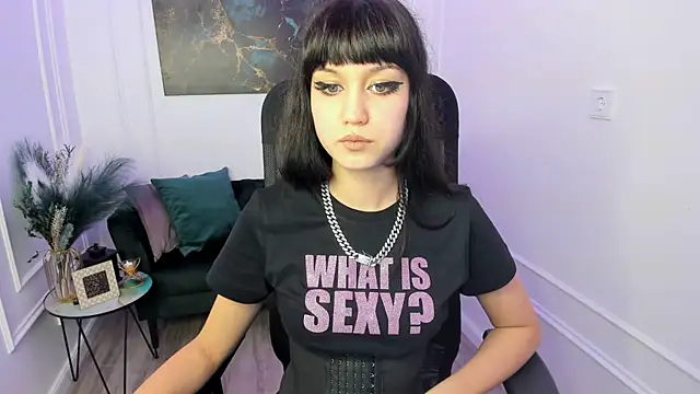 TiffanyYounge online show from 20, 3, 2026