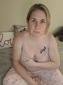 LaceyWestxx online show from 4, 3, 2026