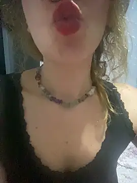 melisss2 online show from 17, 10, 2025