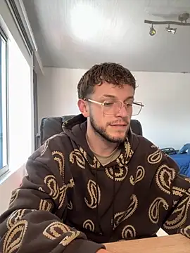 noah red online show from 17, 11, 2025