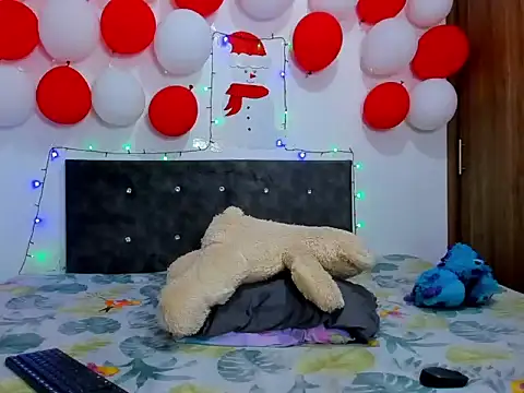 britney london x online show from 20, 12, 2025