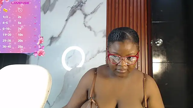 Snapshot of Kim_Browns chatting on 8, 5, 2026 Kim Browns online show from 8, 5, 2026
